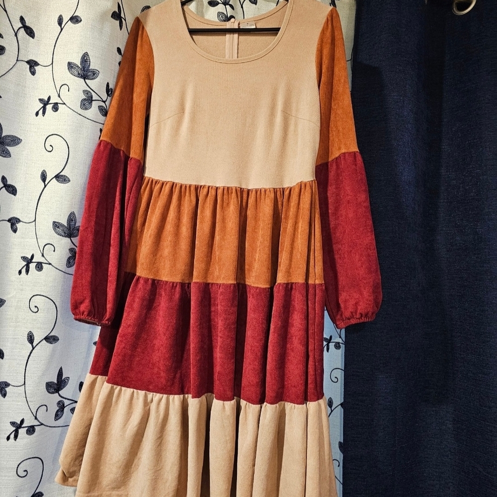 Colorblock Long Sleeve Dress